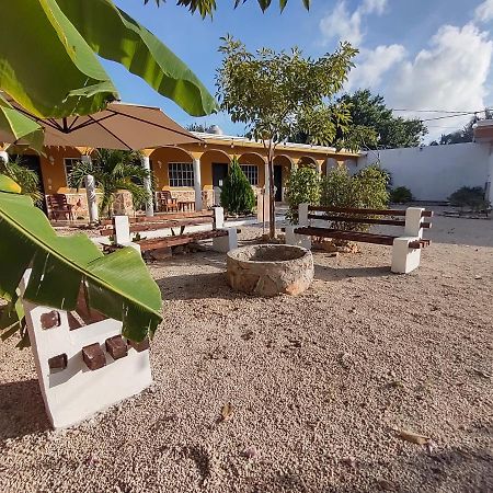 HOTEL VILLA GABRIELA -Restaurante desayunos, Ecoturs terrestres, Celestun Eksteriør billede