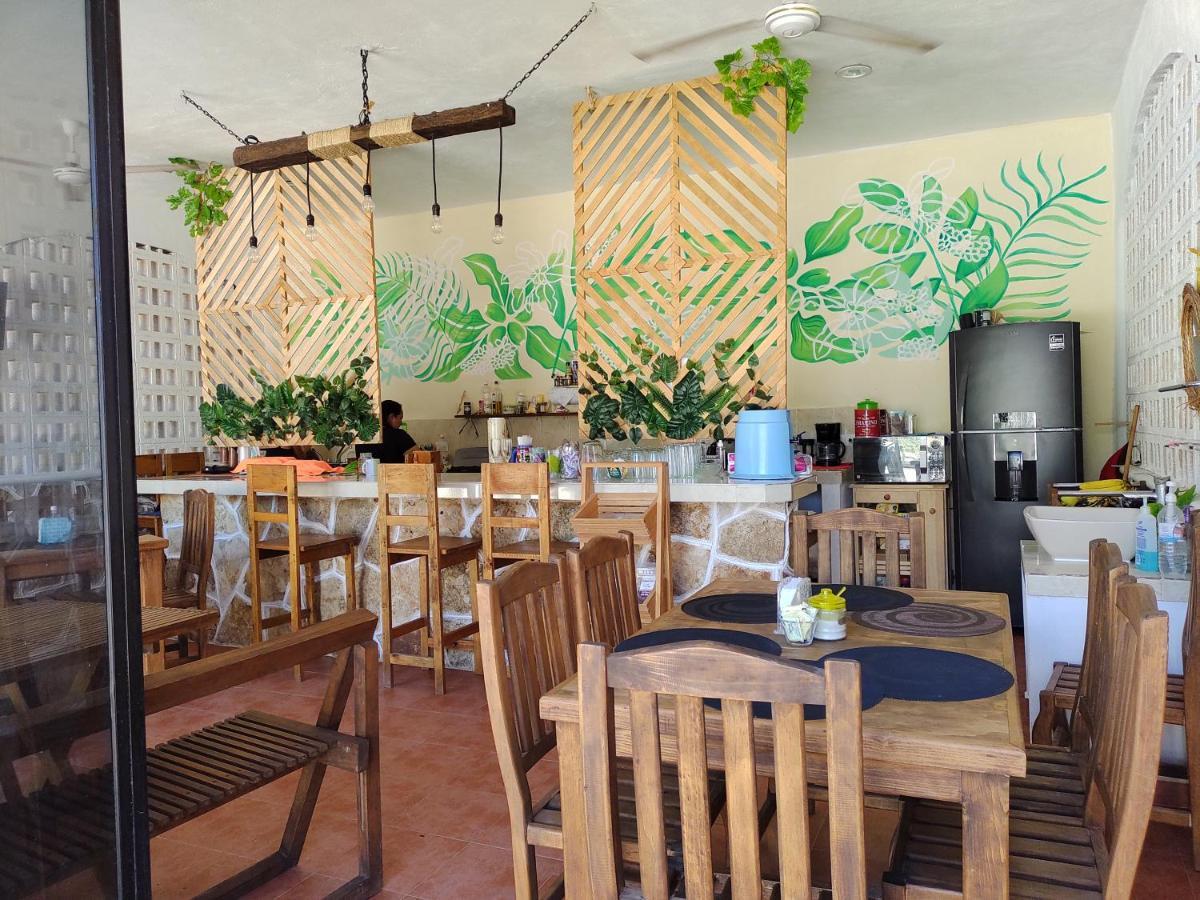 HOTEL VILLA GABRIELA -Restaurante desayunos, Ecoturs terrestres, Celestun Eksteriør billede